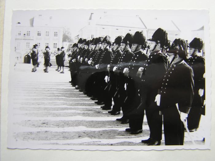 Wiedererrichtetes Bürgerkorps Freistadt 1961.jpg